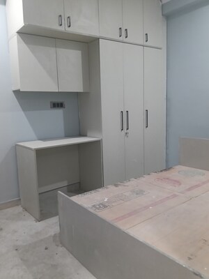 Room in 2 BHK Builder Floor at Ansal Plaza Sector-23, Sector 23 – for Rent