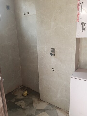 Bathroom in 2 BHK Builder Floor at Ansal Plaza Sector-23, Sector 23 – for Rent