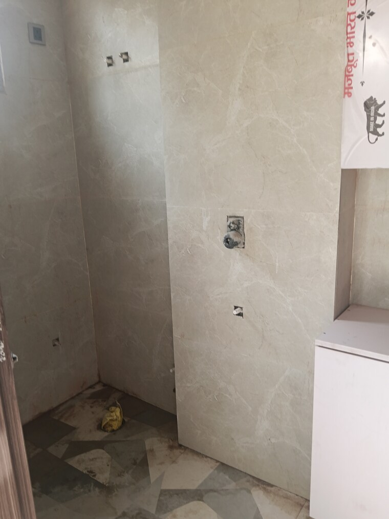 Bathroom, ansal-plaza-sector-23 2 Bedroom 1100 Sq.Ft. Builder Floor In Sector 23 Gurgaon 9618471