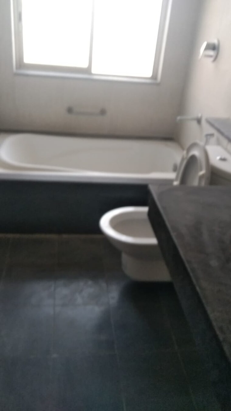 Bathroom, bptp-freedom-park-life 2 Bedroom 1460 Sq.Ft. Apartment In Sector 57 Gurgaon 9618466