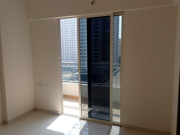 Room in 3 BHK Apartment at Chaphalkar Elina Lite, Mohammadwadi – for Rent