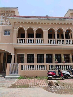 4 BHK Independent House – Exterior View View at Amrapali Leisure Park, Amrapali Leisure Valley - for Sale