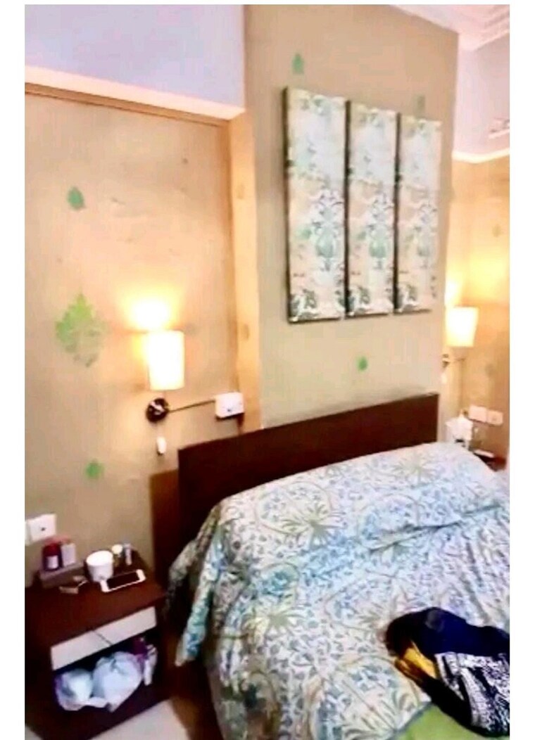 Bedroom, bandra west 2 Bedroom 700 Sq.Ft. Apartment In Bandra West Mumbai 9618477