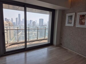Room in 3 BHK Apartment at Lodha The World Towers World One Tier 2, Worli – for Sale