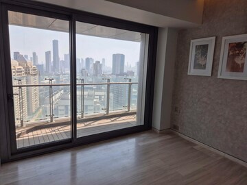 Room in 3 BHK Apartment at Lodha The World Towers World One Tier 2, Worli – for Sale