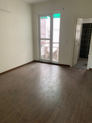 Room in 3 BHK Apartment at BPTP Park Elite Floor II, Sector 75 – for Rent