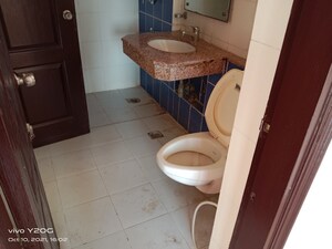 Bathroom in 3.5 BHK Apartment at BPTP Freedom Park Life, Sector 57 – for Rent