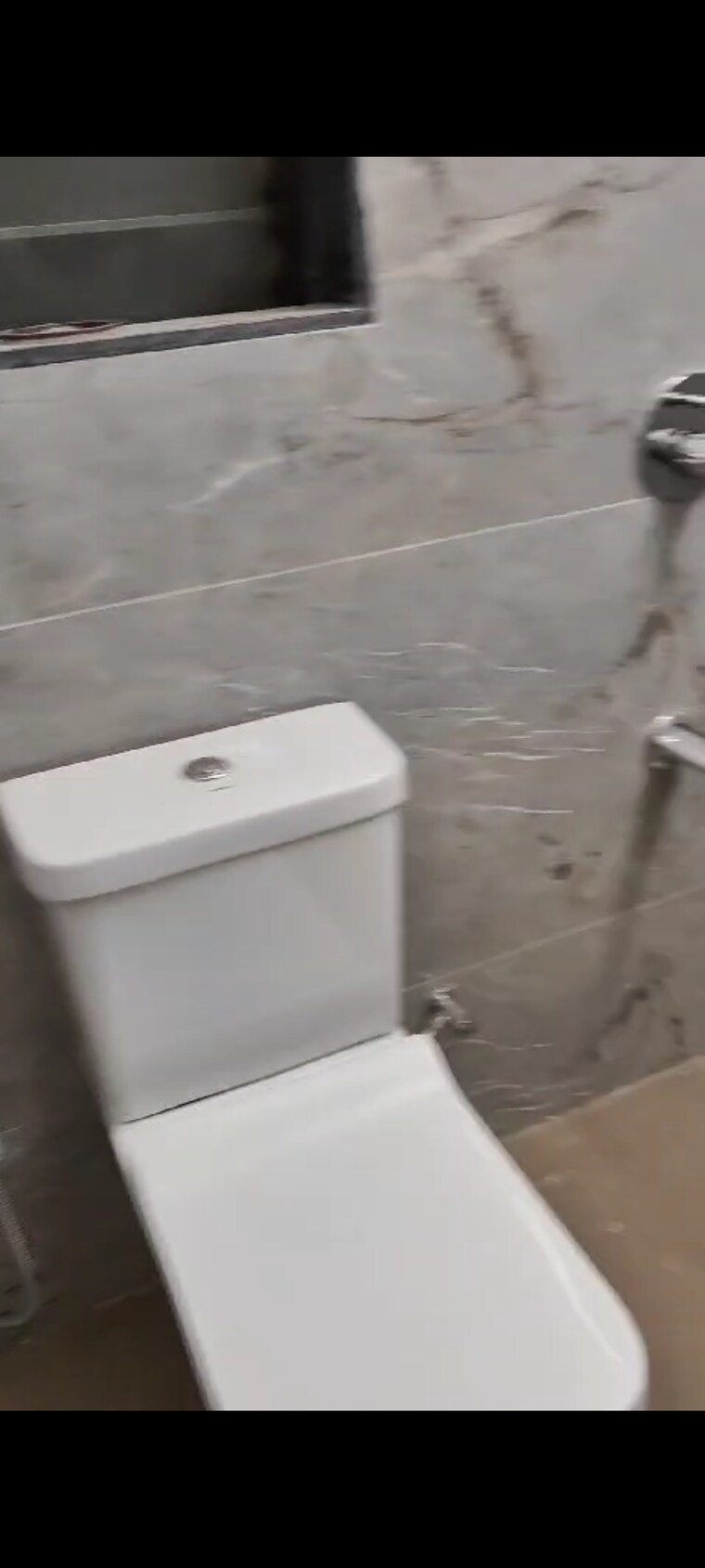 Bathroom, kurla east 1 Bedroom 430 Sq.Ft. Apartment In Kurla East Mumbai 9618525