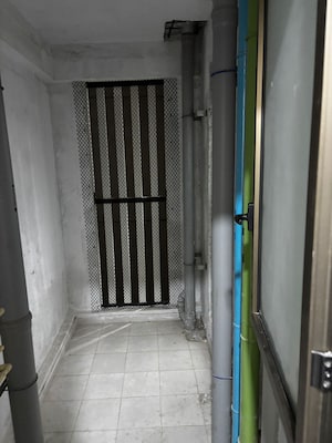 Building Lobby in 1.5 BHK Apartment at Rosa Gardenia, Ghodbunder Road – for Sale