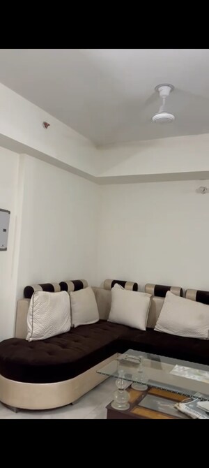 2 BHK Apartment For Rent in VVIP Mangal, Raj Nagar Extension