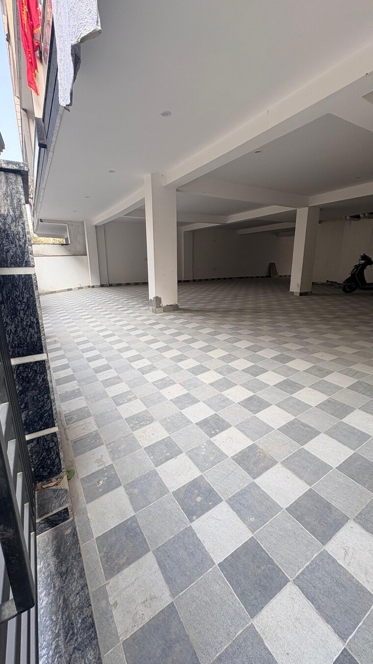  Parking, fidato-honour-homes 3 Bedroom 180 Sq.Yd. Builder Floor In Sector 89 Faridabad 9618560