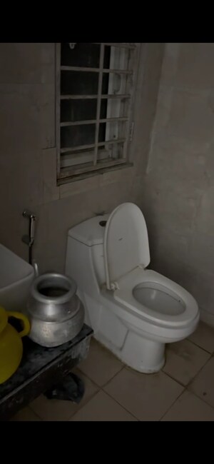 Bathroom in 4 BHK Independent House at Aarcity Regency Park, Sector 16c Greater Noida – for Sale