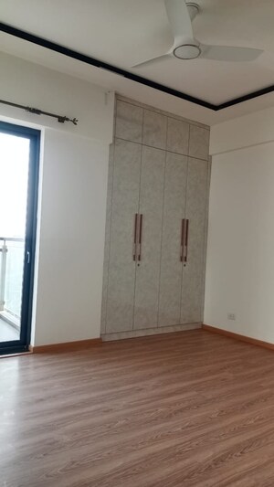3 BHK Apartment For Sale in M3M Latitude, Sector 65
