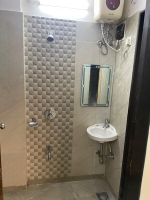 Bathroom in 1 BHK Apartment at Bhoomi Acres, Thane West – for Rent
