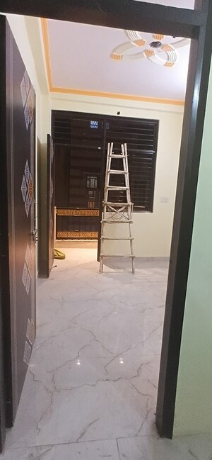 Building Lobby in 2 BHK Builder Floor at Mayur Vihar 1 – for Rent