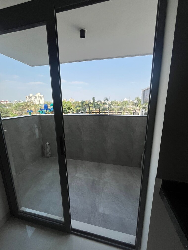 Balcony, majestique-signature-towers 3 Bedroom 1197 Sq.Ft. Apartment In Balewadi Pune 9618978