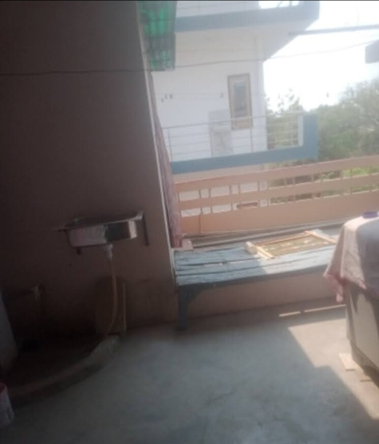 Other, aliganj 1 RK 422 Sq.Ft. Villa In Aliganj Lucknow 9618666