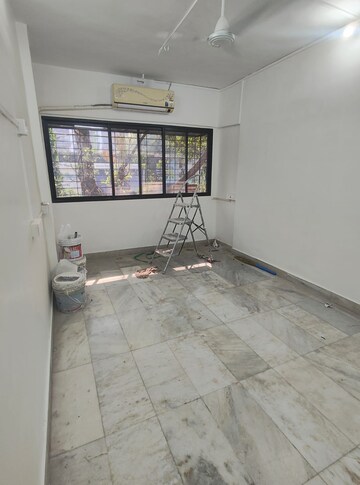 Room in 1 BHK Apartment at Bussa Apartments, Santacruz West – for Rent