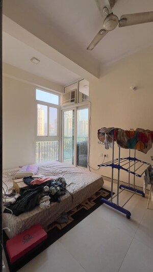 Bedroom in 3 BHK Apartment at Sector 75 – for Rent