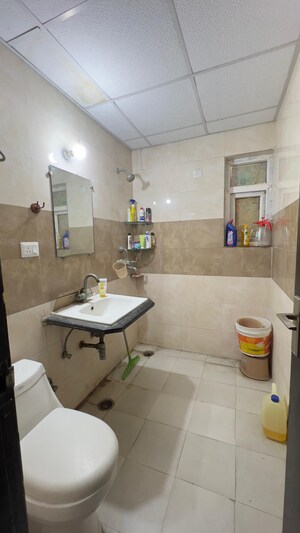 Bathroom in 3 BHK Apartment at Sector 75 – for Rent