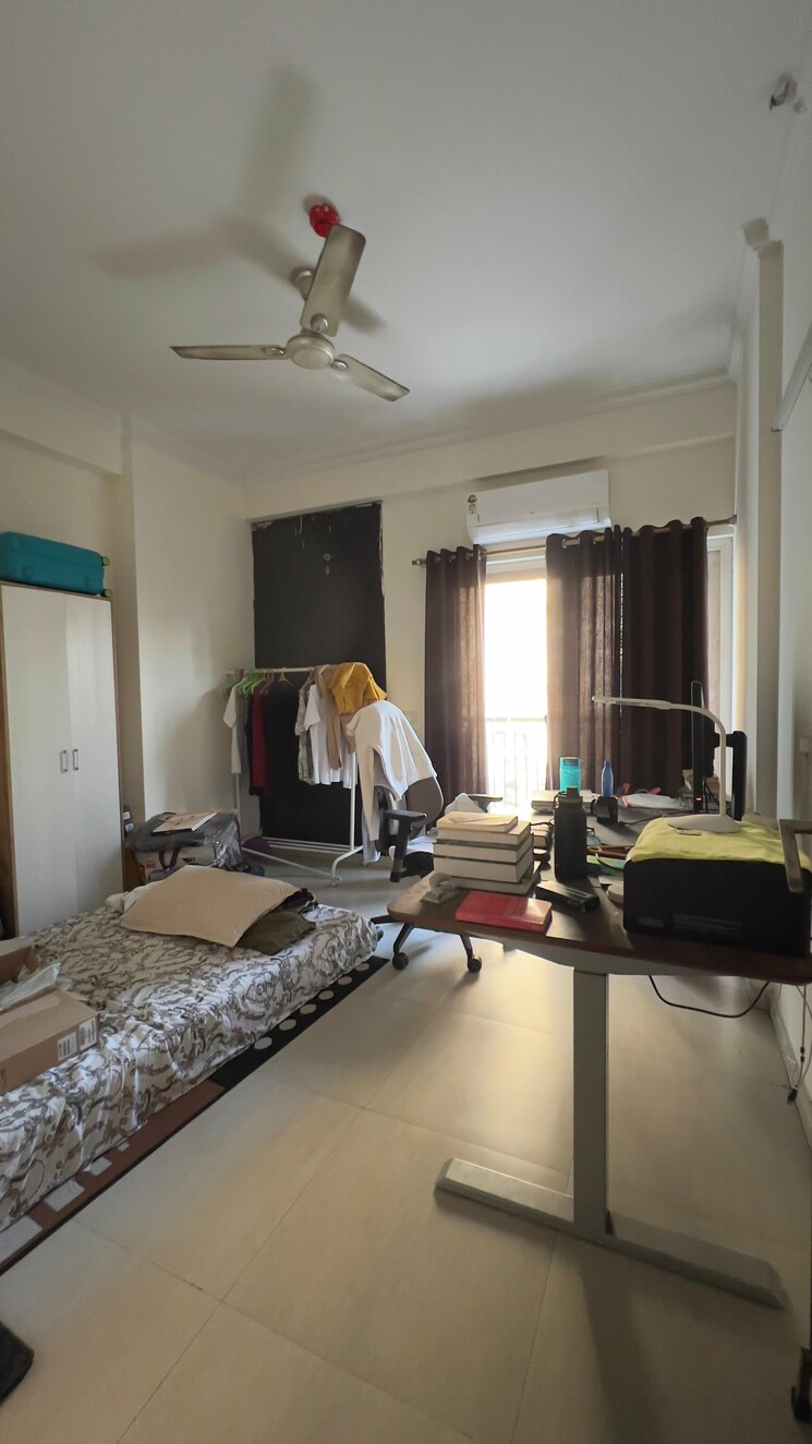 Living Room, sector 75 3 Bedroom 1295 Sq.Ft. Apartment In Sector 75 Noida 9618818