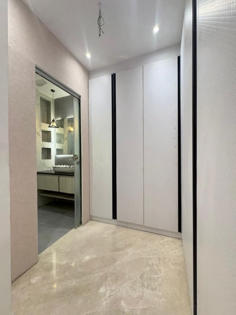 Room, paryavaran complex 4 Bedroom 1600 Sq.Ft. Apartment In Paryavaran Complex Delhi 9618725