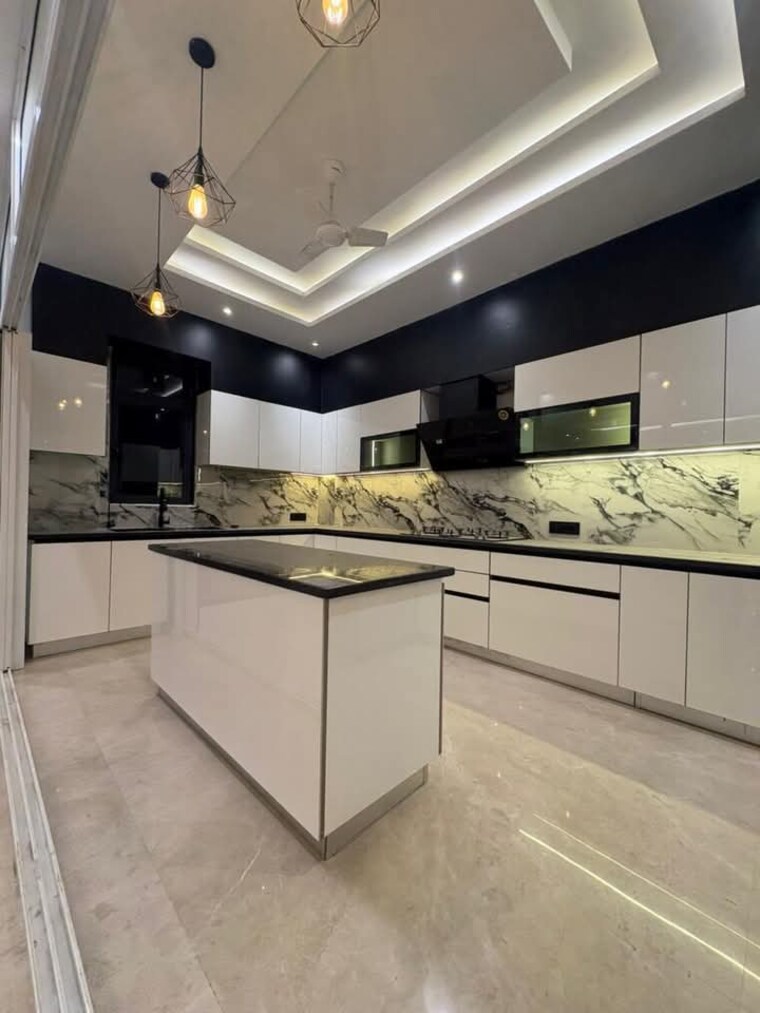 Kitchen, paryavaran complex 4 Bedroom 1600 Sq.Ft. Apartment In Paryavaran Complex Delhi 9618725