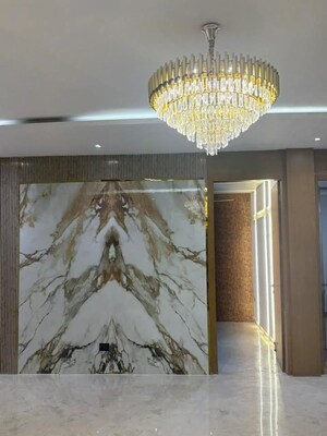 Room in 4 BHK Apartment at Paryavaran Complex – for Rent