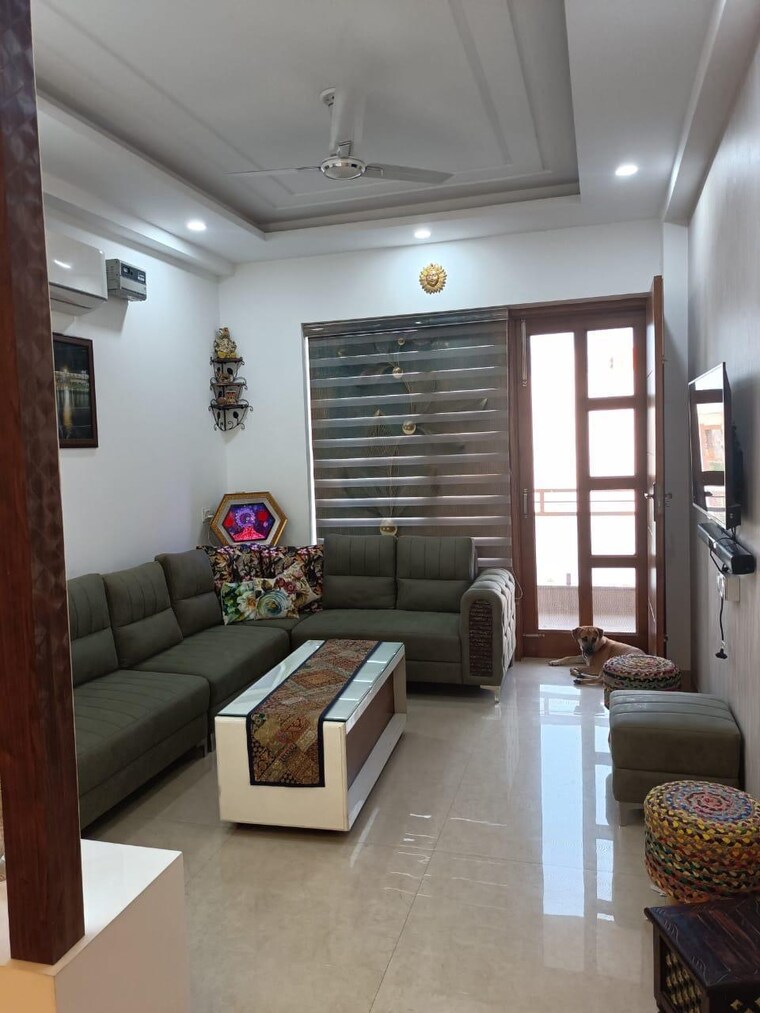 Living Room, rps-palm-drive 2 Bedroom 125 Sq.Yd. Builder Floor In Sector 88 Faridabad 9618703