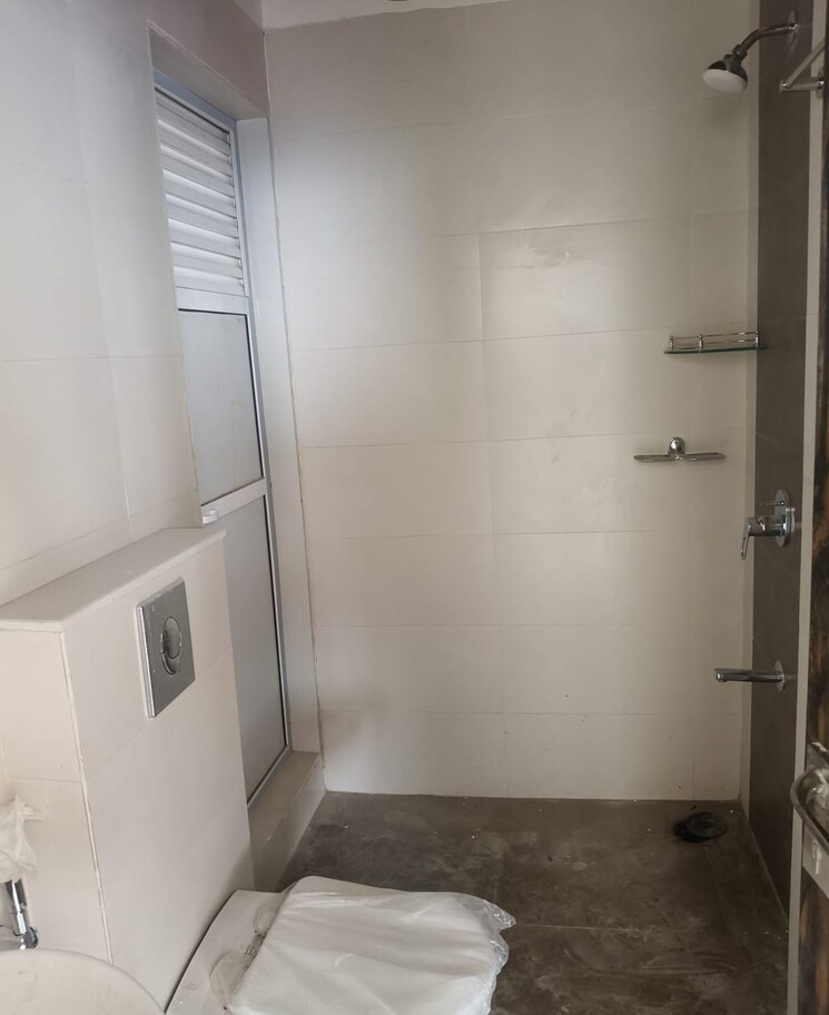 Bathroom, raunak-heights 1 Bedroom 300 Sq.Ft. Apartment In Ghodbunder Road Thane 9618723