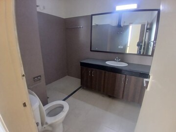 Attached Bathroom in 3 BHK Apartment at Pioneer Park Phase 1, Sector 61 – for Rent