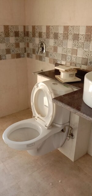 Bathroom in 2.5 BHK Builder Floor at M2K The White House, Sector 57 – for Rent