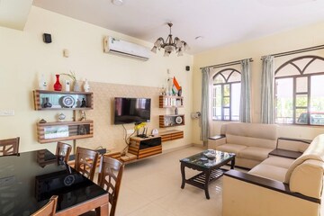 Living Room in 6 BHK Villa at Nerul – for Rent