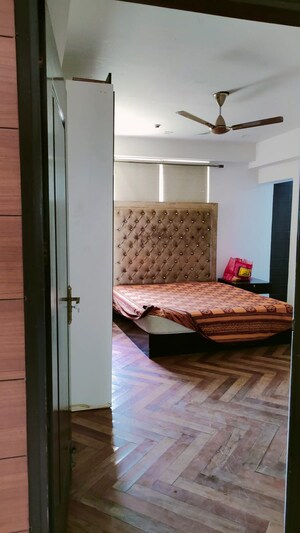 Master Bedroom in 4 BHK Apartment at Puri Pranayam, Sector 82 – for Rent