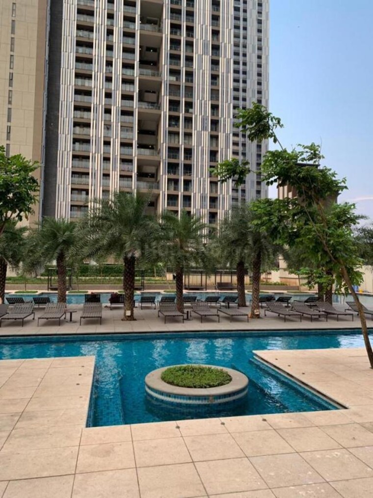 Swimming Pool, lodha-altia 2 Bedroom 906 Sq.Ft. Apartment In Wadala Mumbai 9618741