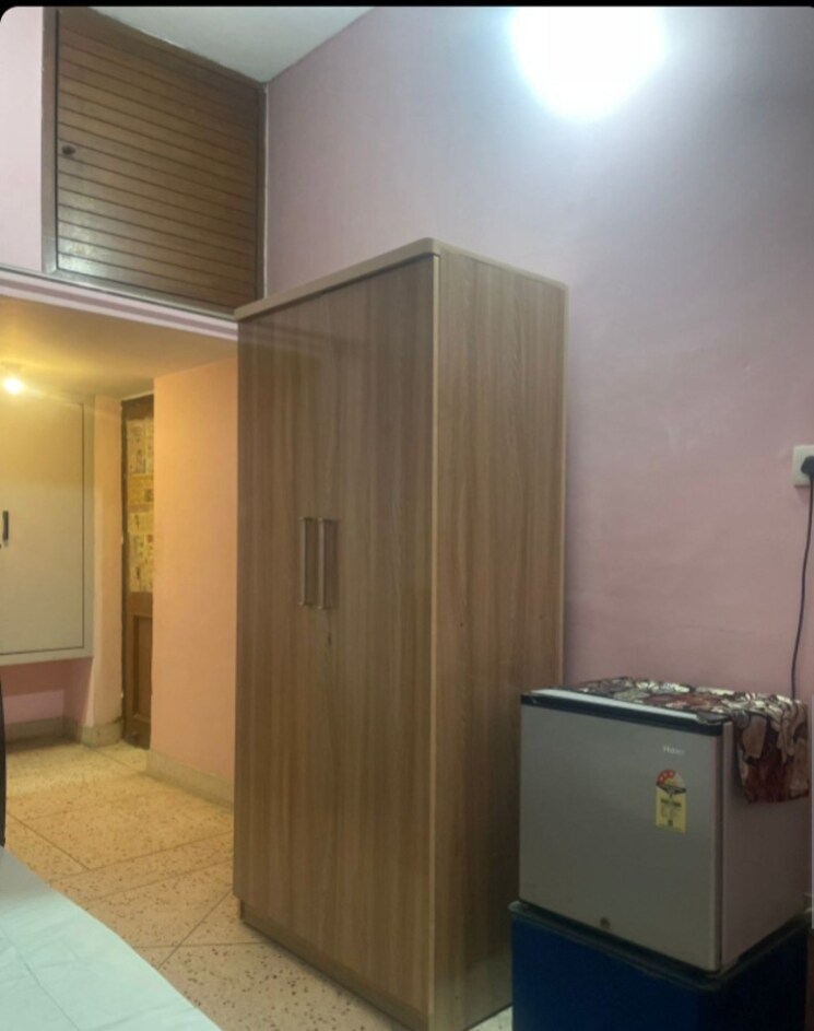 Room, aliganj 1 Bedroom 1822 Sq.Ft. Villa In Aliganj Lucknow 9618766