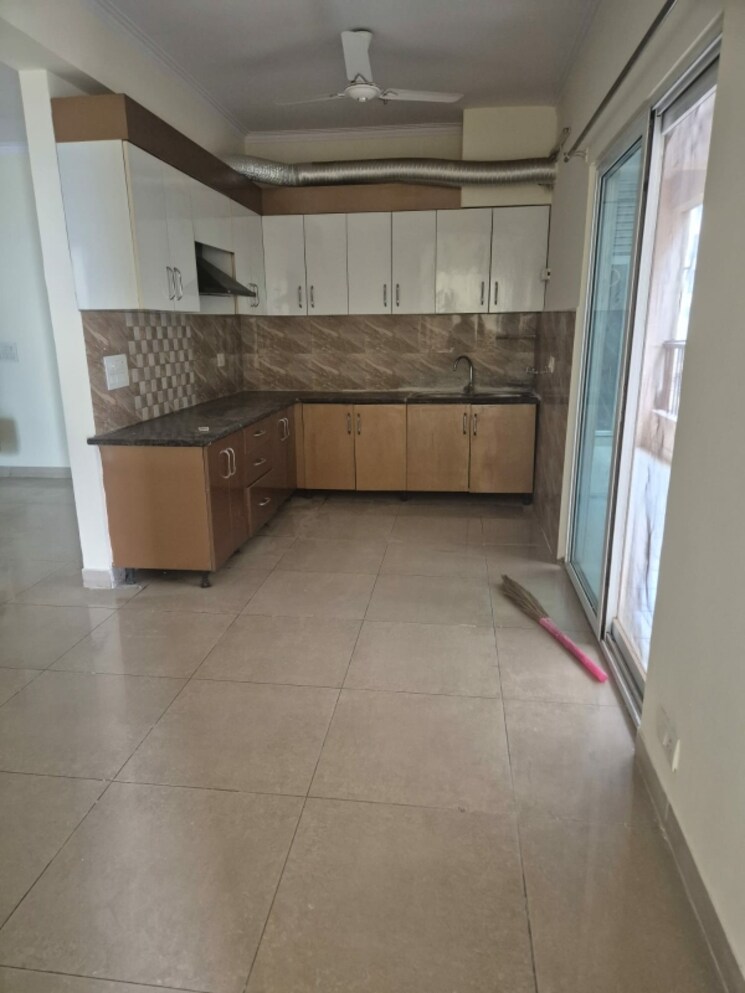 Kitchen, gaurs-cascades 3 Bedroom 926 Sq.Ft. Apartment In Raj Nagar Extension Ghaziabad 9618764