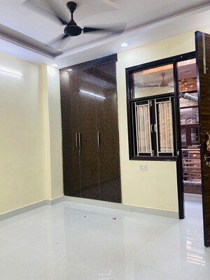 2 BHK Builder Floor For Rent in Dwarka Mor