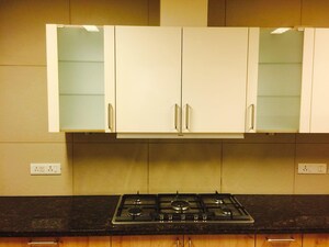 Furnished Amenities in 4 BHK Builder Floor at Hauz Khas – for Rent