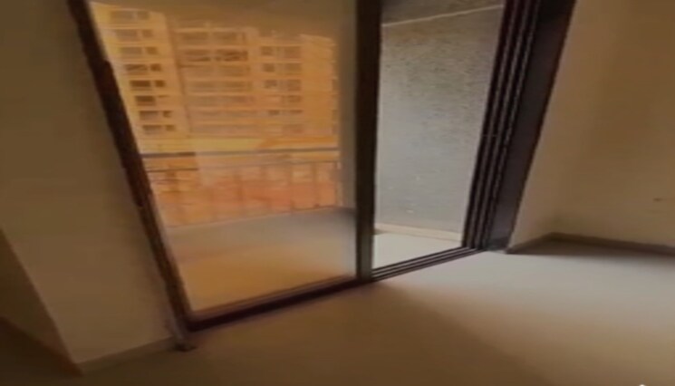 Room, kandivali west 2 Bedroom 670 Sq.Ft. Apartment In Kandivali West Mumbai 9618812