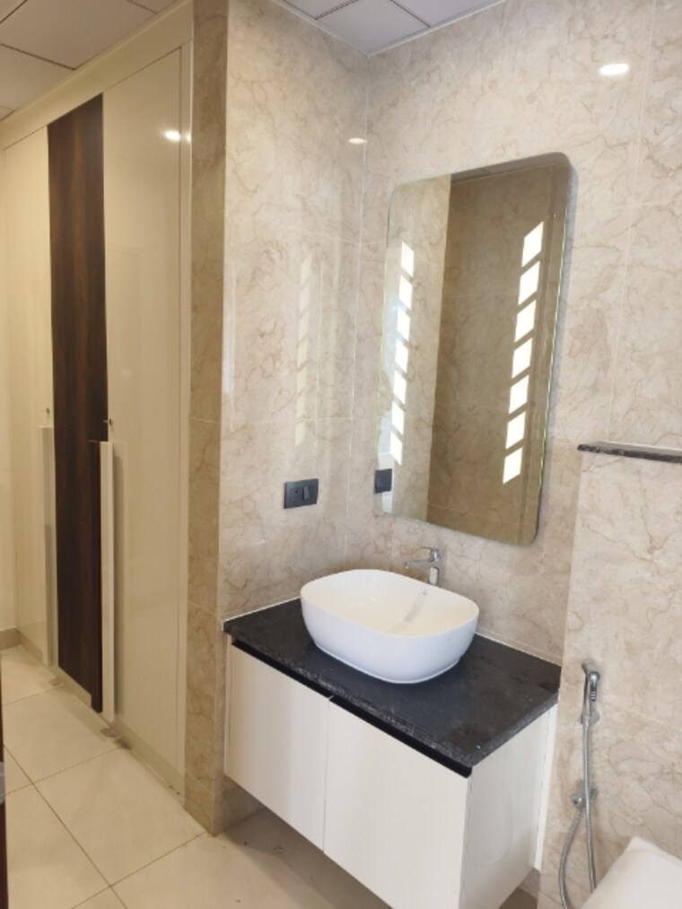 Bathroom, raj-one-good-earth 3.5 Bedroom 1680 Sq.Ft. Builder Floor In Sector 71 Gurgaon 9619033