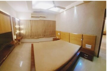 Bedroom in 2.5 BHK Apartment at Gundecha Symphony, Andheri West – for Rent