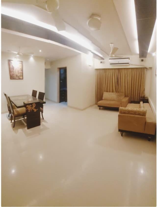 2.5 BHK + Extra Room Apartment For Rent in Gundecha Symphony
