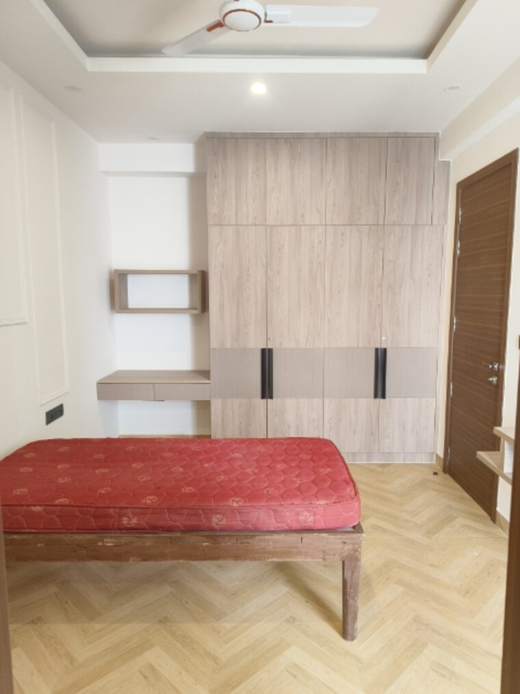 Bedroom, raj-one-good-earth 3.5 Bedroom 1680 Sq.Ft. Builder Floor In Sector 71 Gurgaon 9619033