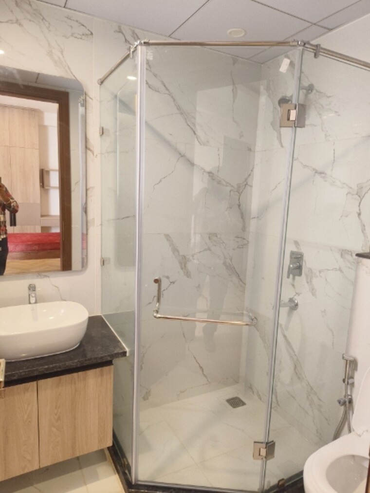 Bathroom, raj-one-good-earth 3.5 Bedroom 1680 Sq.Ft. Builder Floor In Sector 71 Gurgaon 9619033