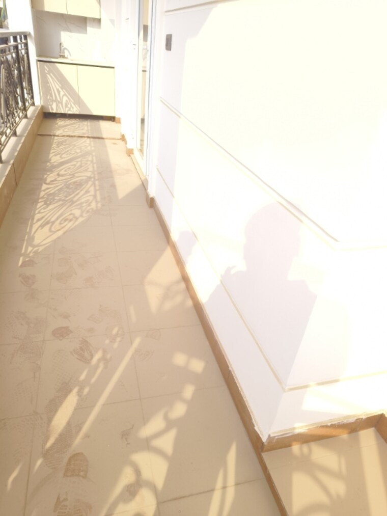 Balcony, raj-one-good-earth 3.5 Bedroom 1680 Sq.Ft. Builder Floor In Sector 71 Gurgaon 9619033