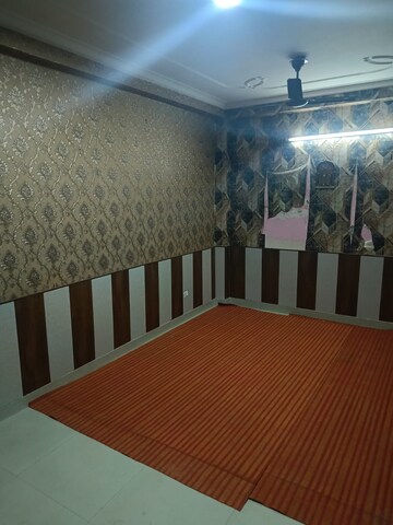 Bedroom in 1 BHK Builder Floor at Saket – for Rent