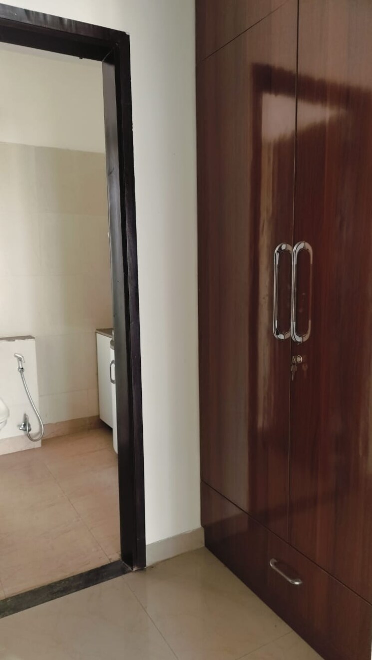 Other, sector 50 3 Bedroom 1100 Sq.Ft. Builder Floor In Sector 50 Gurgaon 9619048