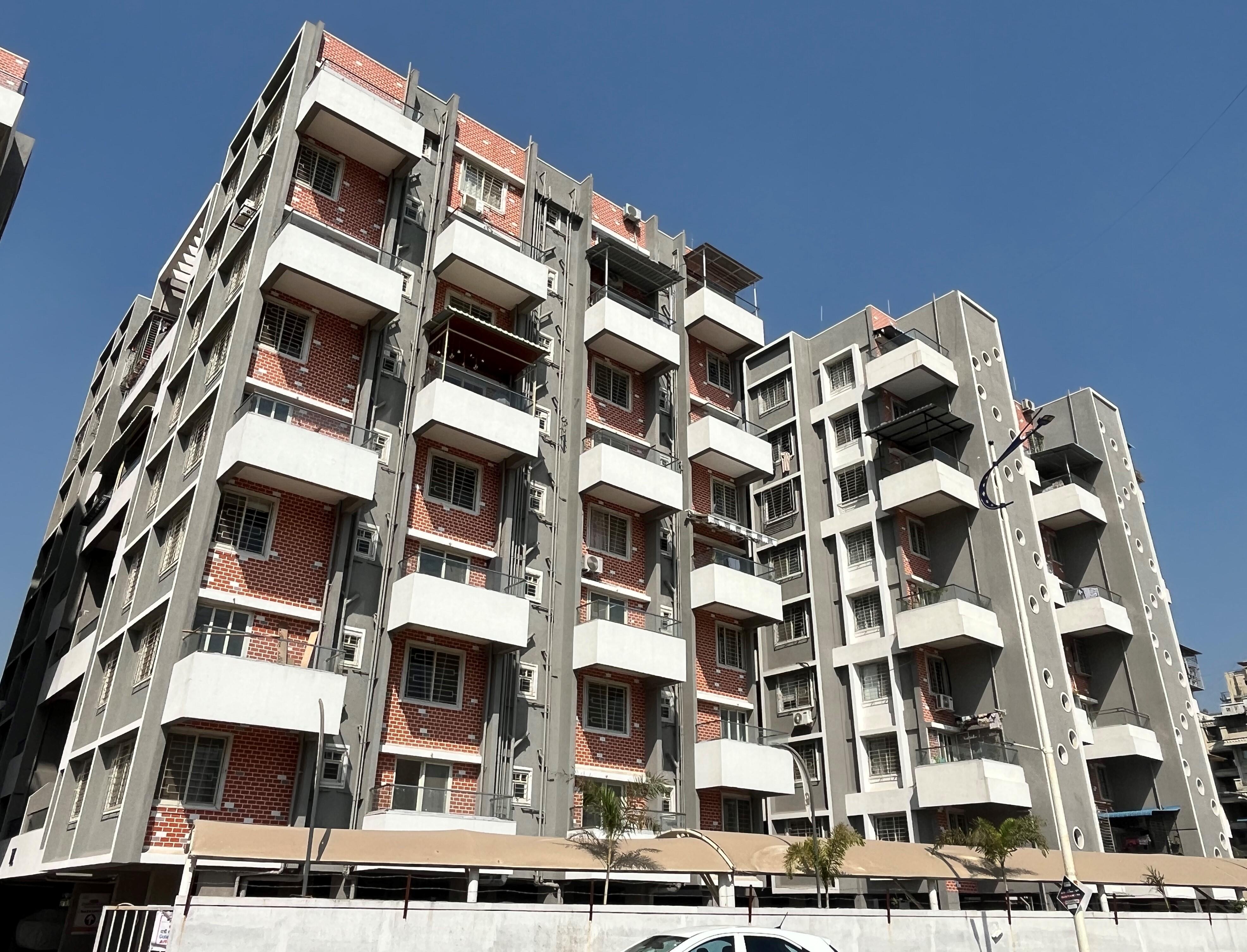 1 BHK + Servant Room Apartment For Sale in Pimple Saudagar