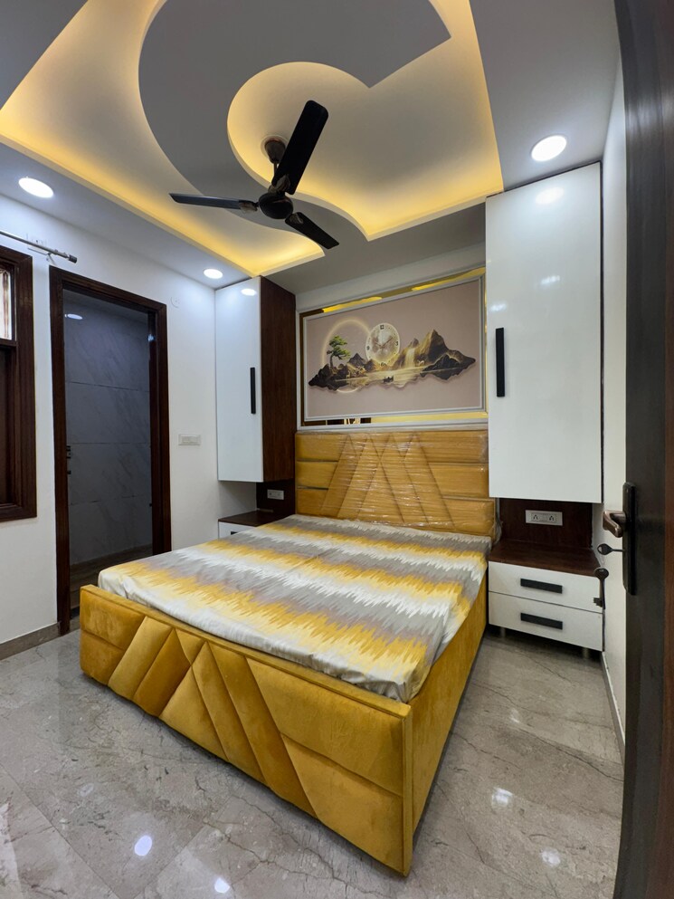 Master Bedroom, dwarka mor 3 Bedroom 90 Sq.Yd. Builder Floor In Dwarka Mor Delhi 9619150